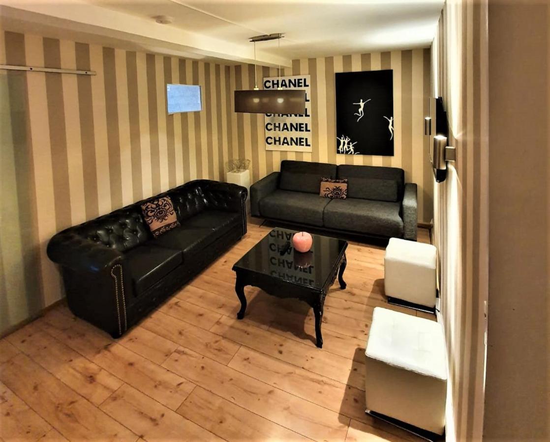 Design Apartment Barcelonanights Freiburg im Breisgau Kültér fotó